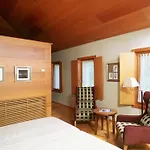 De Santo Estevo Hotell