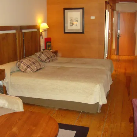 De Santo Estevo Otel 4*