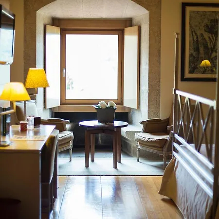 فندق De Santo Estevo 4*