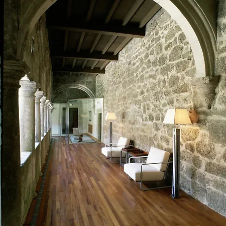 فندق De Santo Estevo 4*