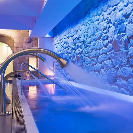 فندق De Santo Estevo 4*