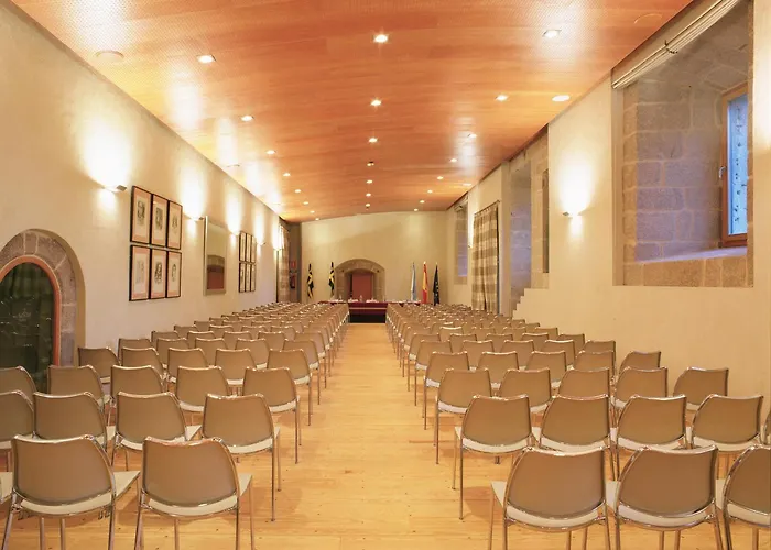 圣艾斯特沃旅馆 酒店 4*